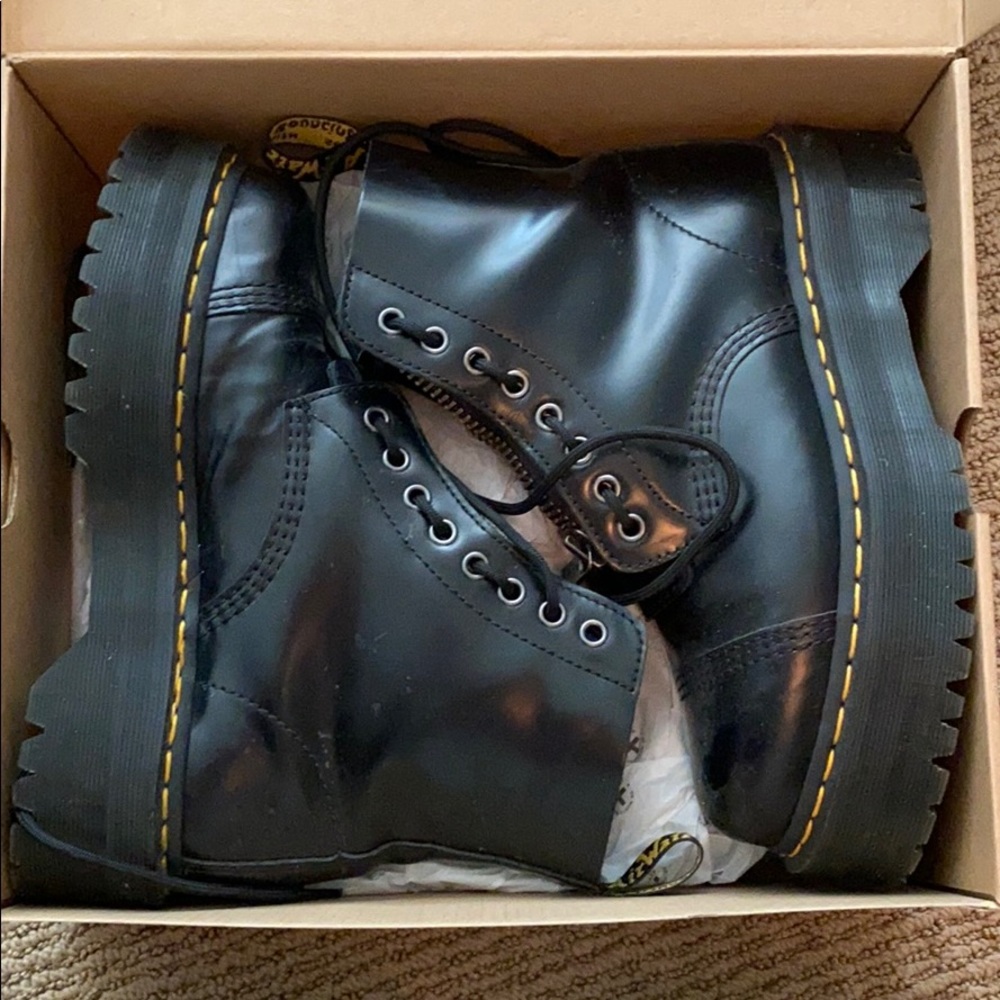 Dr Martens Sinclair Platform Boots